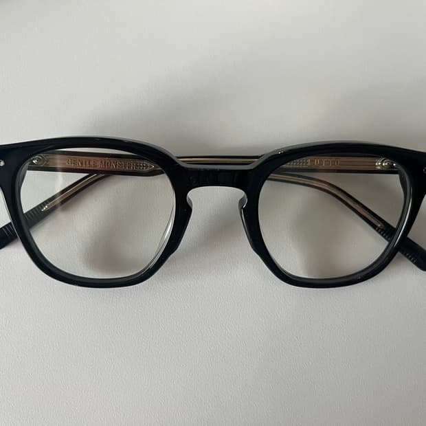 젠틀몬스터 뿔테 안경 루토 (미사용)