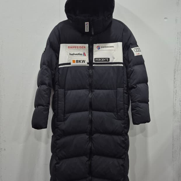 데상트 스위스 스키팀 덕다운 롱패딩 스키복 여성 85~90사이즈