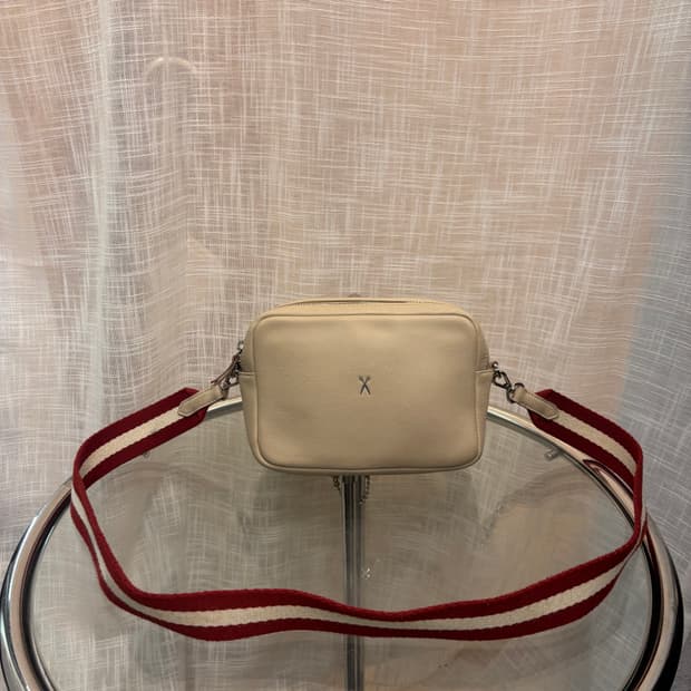 정품 조셉앤스테이시 소가죽 크로스백   