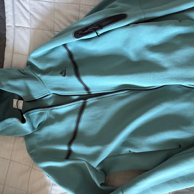 나이키 테크플리스 민트 L