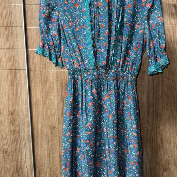 바네사부르노 원피스 