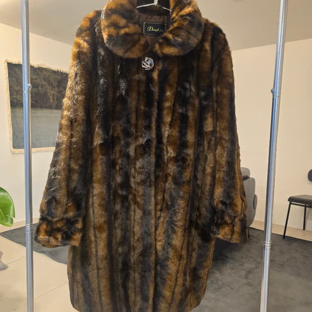 Dongil  Fur 밍크롱코트 브라운