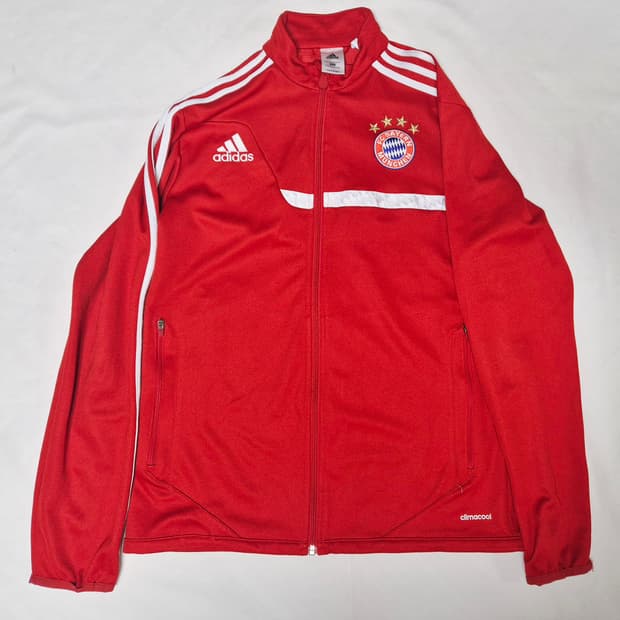 바이에른 뮌헨 트레이닝 상의 팝니다 