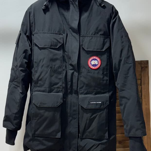 캐나다구스 패딩