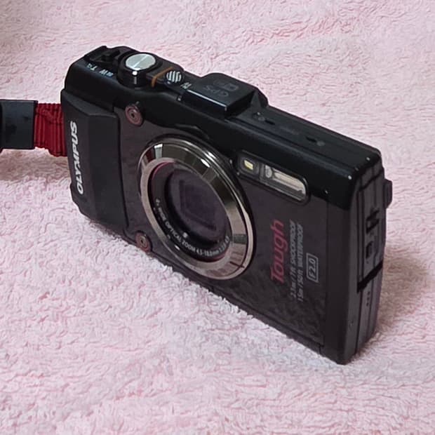 올림푸스 TG-3 블랙 방수 카메라 판매합니다.