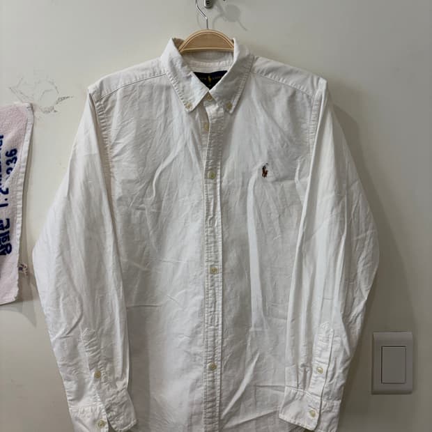 278. 폴로 화이트 셔츠