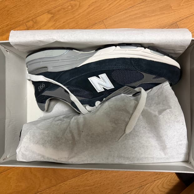 뉴발란스 993 2E EE 270 사이즈