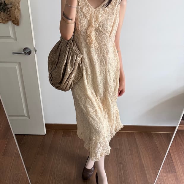 frill long dress
