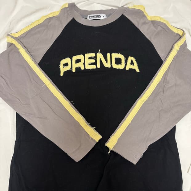 프렌다 티셔츠 FREE