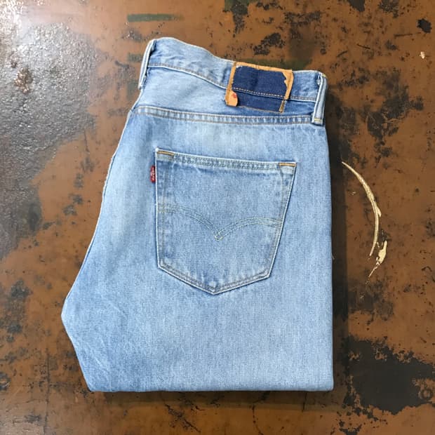 리바이스 501 연청 데님 팬츠 허리 34 사이즈 