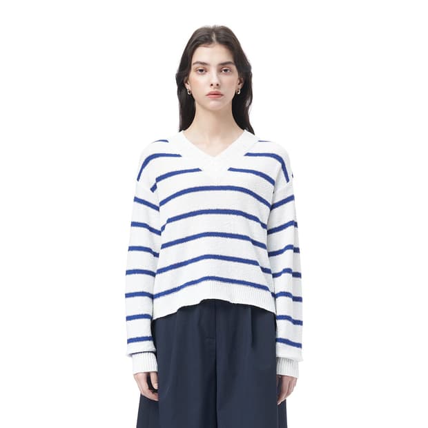 SJYP 23 브이넥 스트라이프 니트 탑