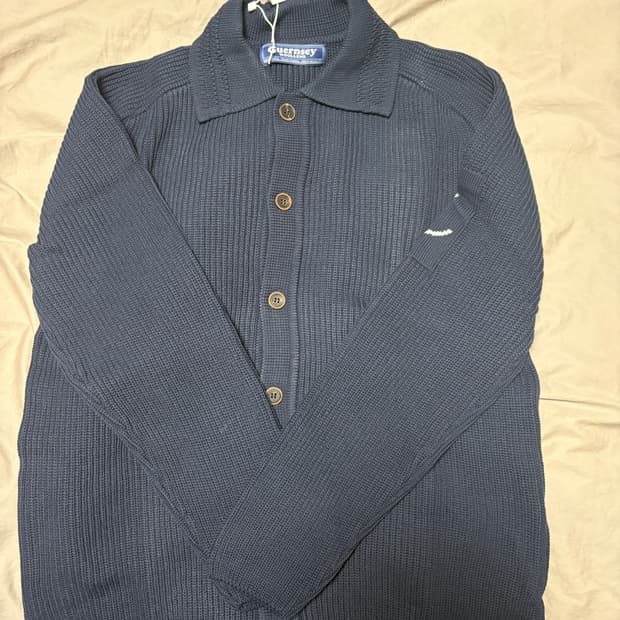 (새상품) 건지울른스 카라가디건 네이비 xl