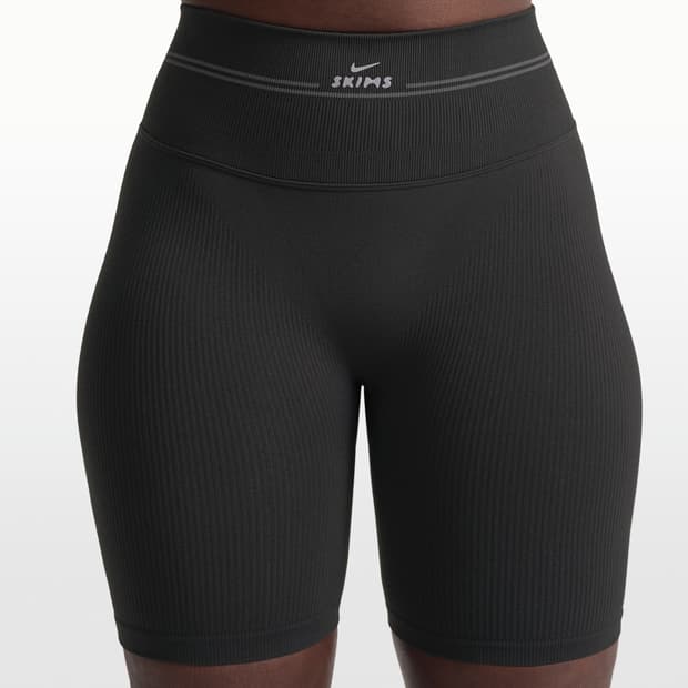 (W) 나이키스킴스 골지 심리스 5인치 쇼츠 NSKM 옵시디언 NSKM