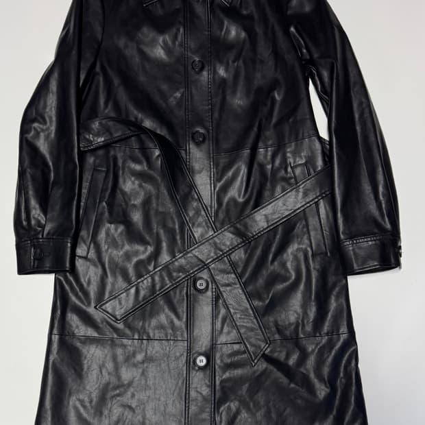 여성 Laurel 미니멀 벨티드 합성 가죽 코트 55 블랙 빈티지