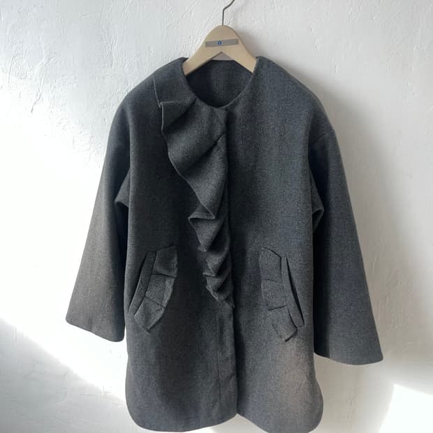 masami satomi 프릴 코트