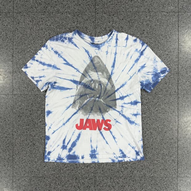 jaws tee