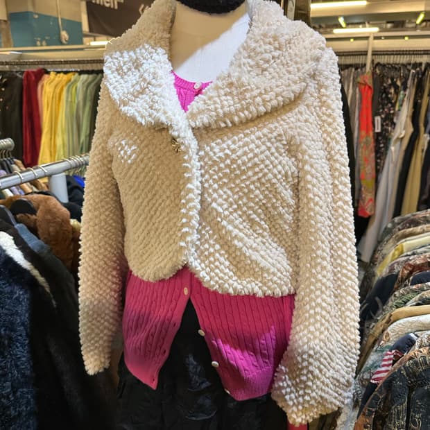 VINTAGE 빈티지 아이보리 크롭퍼자켓💯