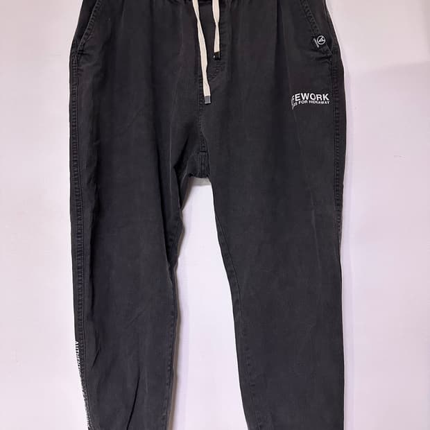 라이프워크 블랙 조거팬츠