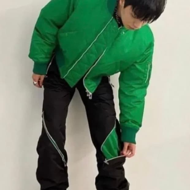 보테가 베네타 나일론 지퍼 팬츠