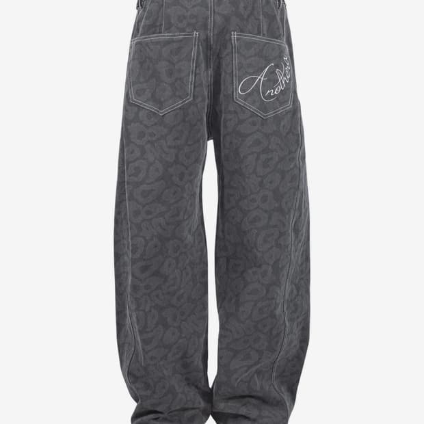 어나더에이 레오파드 바지