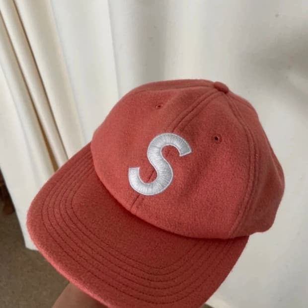 슈프림 S로고 볼캡
