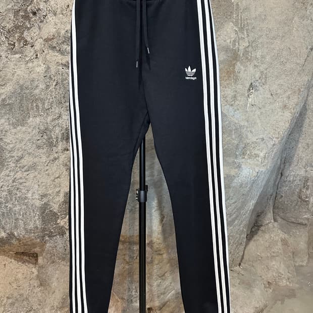 발렌시아가 x 아디다스 로고 팬츠