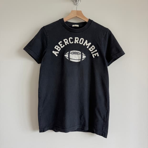 아베크롬비(Abercrombie & Fitch) 반팔 티셔츠