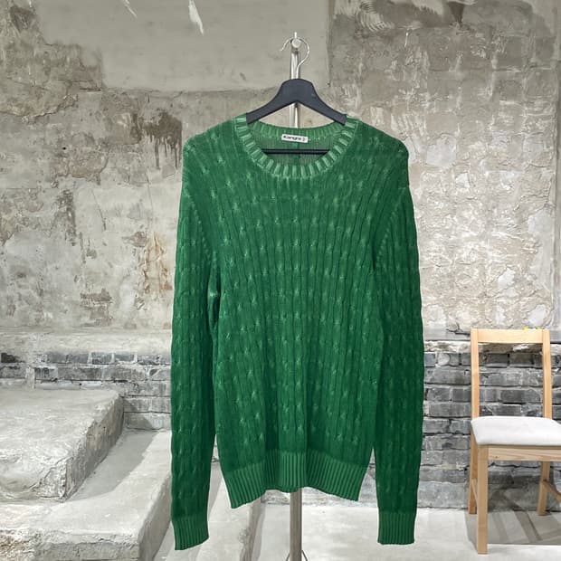 캉그라 그린 U넥 케이블 스웨터