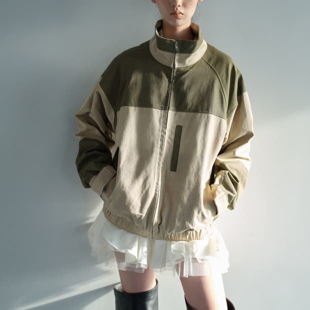세릭 콘트라스트 트랙 점퍼 베이지 2사이즈