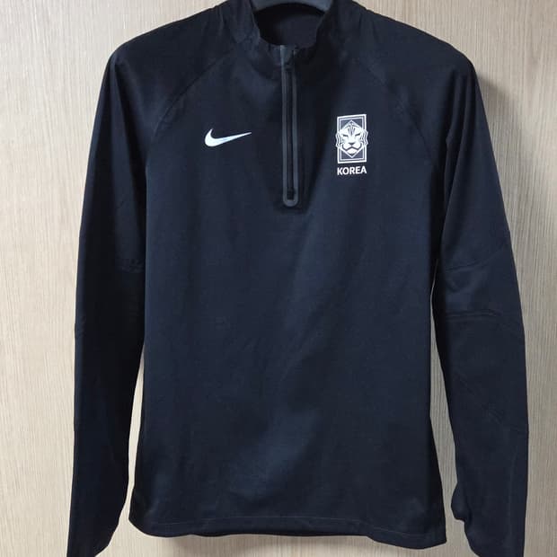 (착샷) 나이키 22-24 쉴드탑 드릴탑 윈터 워리어 트레이닝