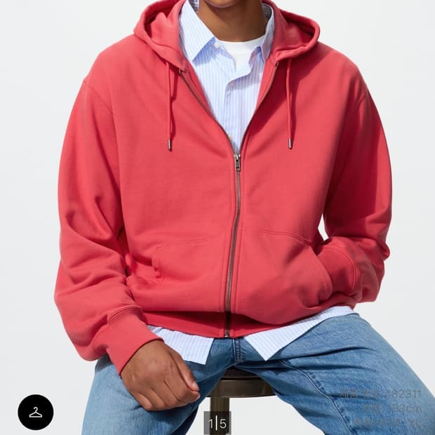 유니클로 후드집업 레드 “S”구해요