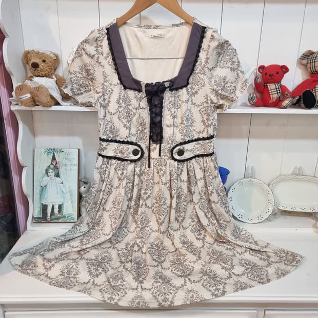 axes femme(악시즈팜) 토왈(유럽풍) 프린트 원피스