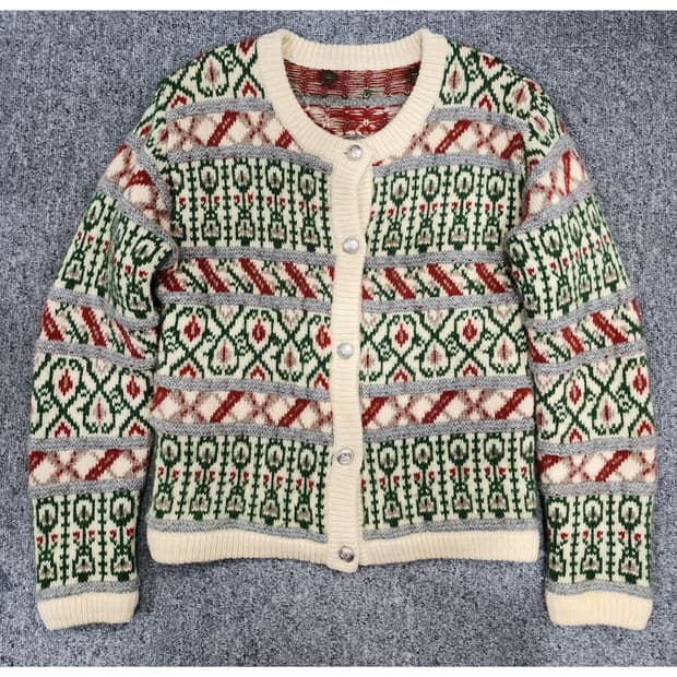빈티지 노르딕 모리걸 두툼 울 가디건