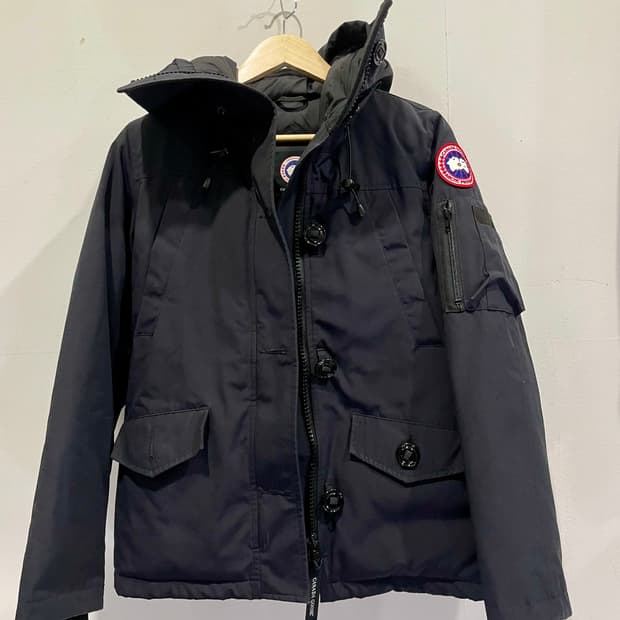 캐나다구스 먼테벨로 네이비 패딩 S/P 매장판