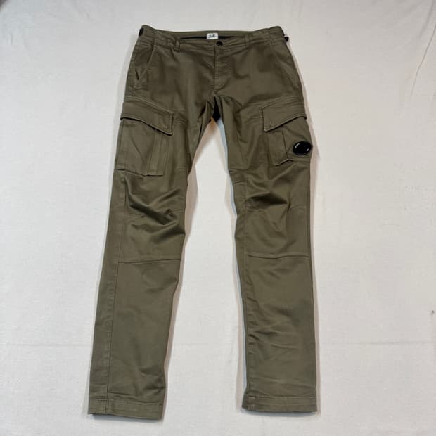 32inch) C.P. 컴퍼니 렌즈 와펜 카고 팬츠 올리브