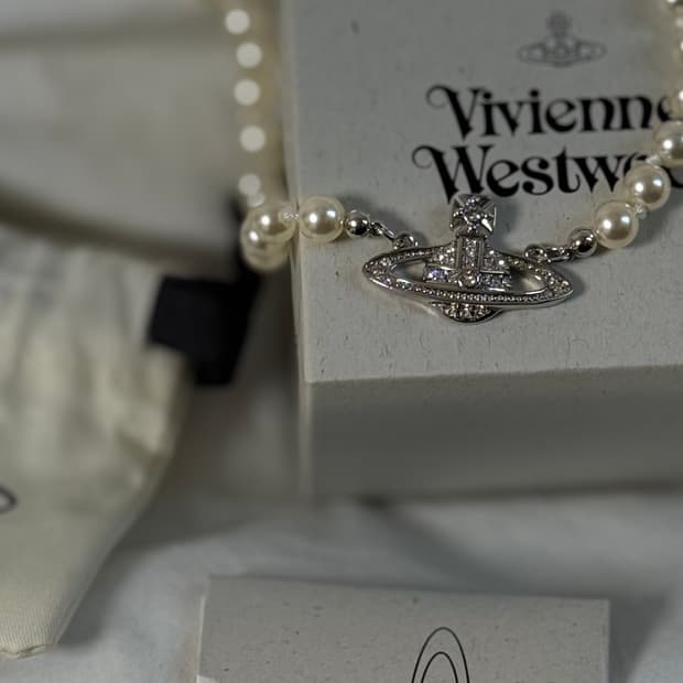 비비안웨스트우드 진주 목걸이