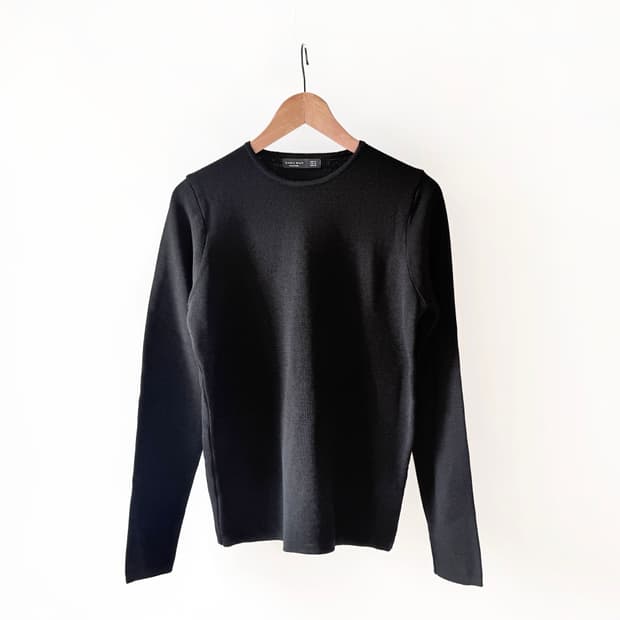 자라 비스코스 라운드넥