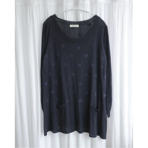 Navy dot open shoulder kint