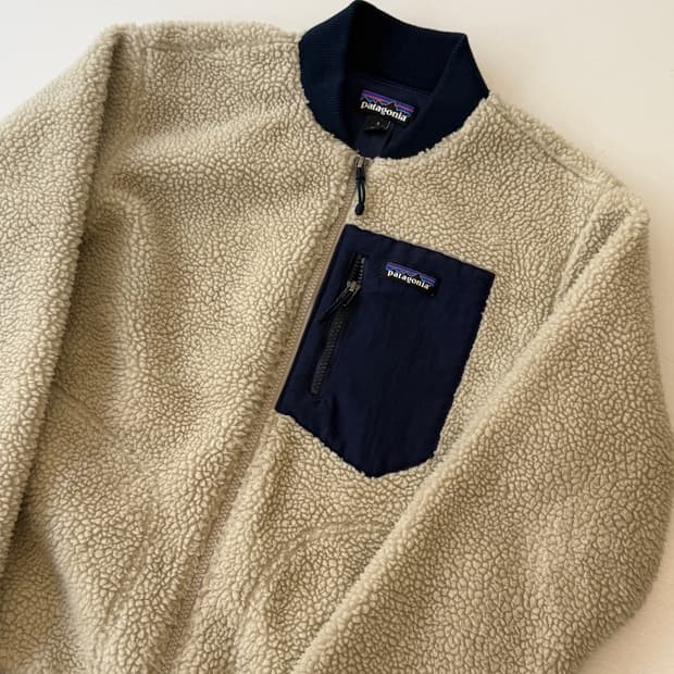 Patagonia 배색 플리스 집업 (아이보리/네이비)