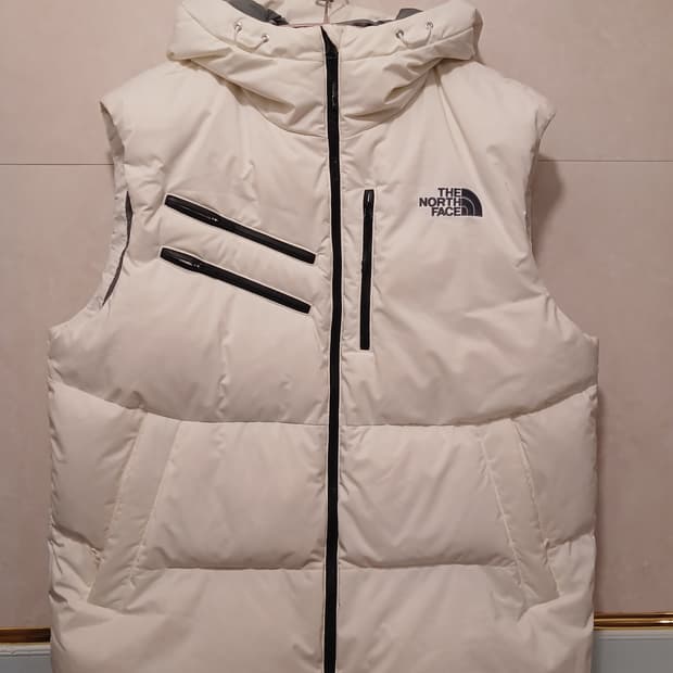 노스페이스 정품 남성 패딩 조끼 2XL/110 사이즈