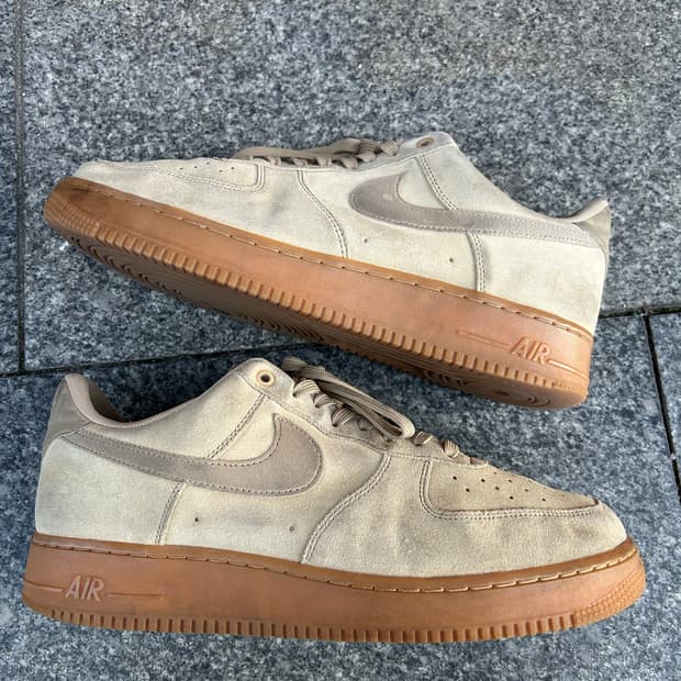 나이키 에어포스 스웨이드머쉬룸 295