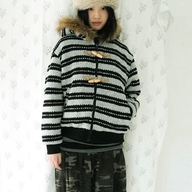 인앤양 니트 후드 자켓 스트라이프