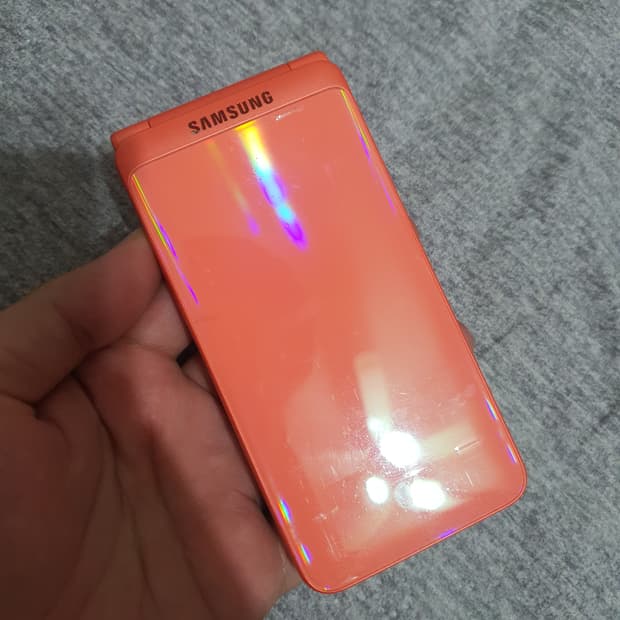 삼성 갤럭시폴더2 sm-g160n 32기가 부품용