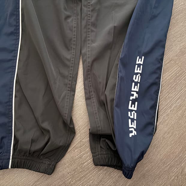 YESEYESEE 트레이닝 팬츠 