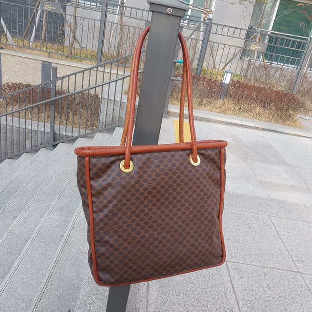 올드 셀린느 마카담 스퀘어 숄더백 (정품)