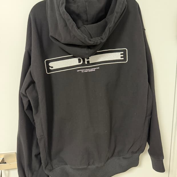 솔리드옴므 후드티 블랙