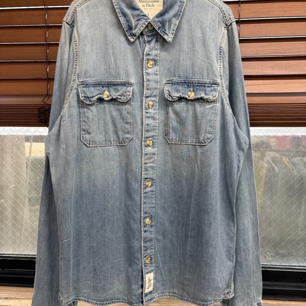 Abercrombie&Fitch 아베크롬비 앤 피치 빈티지 워싱 데님셔츠