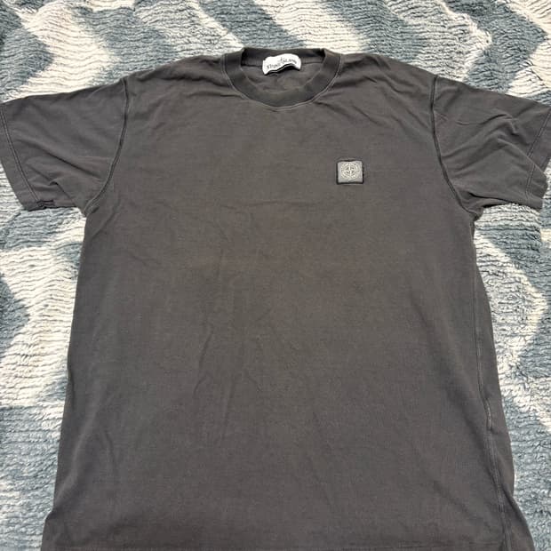 스톤아일랜드 반팔티셔츠