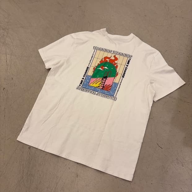 푸마 빅로고 그래픽 반팔티