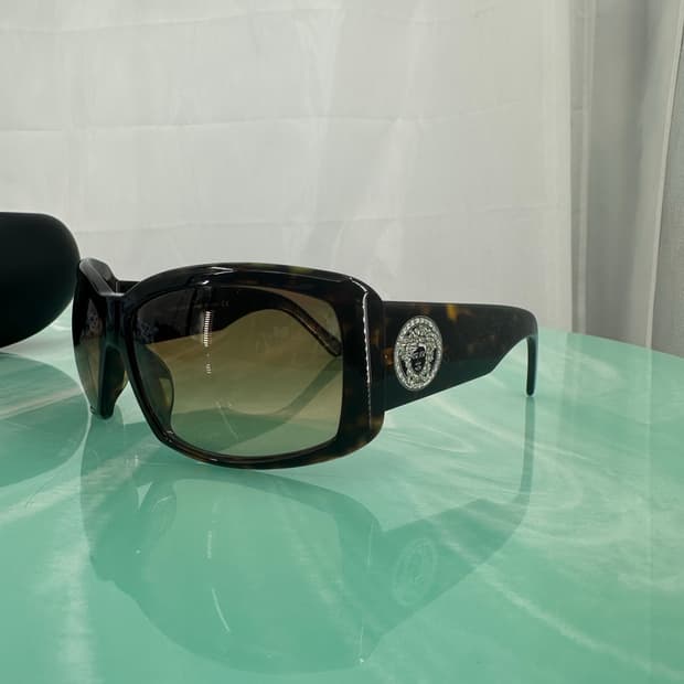 [새상품 무료배송] 정품 베르사체 Made in Italy 선글라스